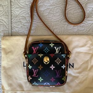 ❌sold❌Louis Vuitton Rift bag Multicolor Noir